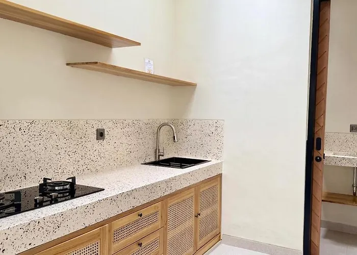 Modern 1br Pool View Walk To Apartamento *