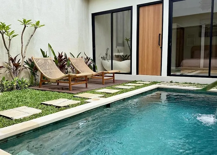 Modern 1br Pool View Walk To *